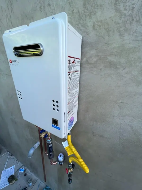 Tankless water heater installation for Flowing Wells homes